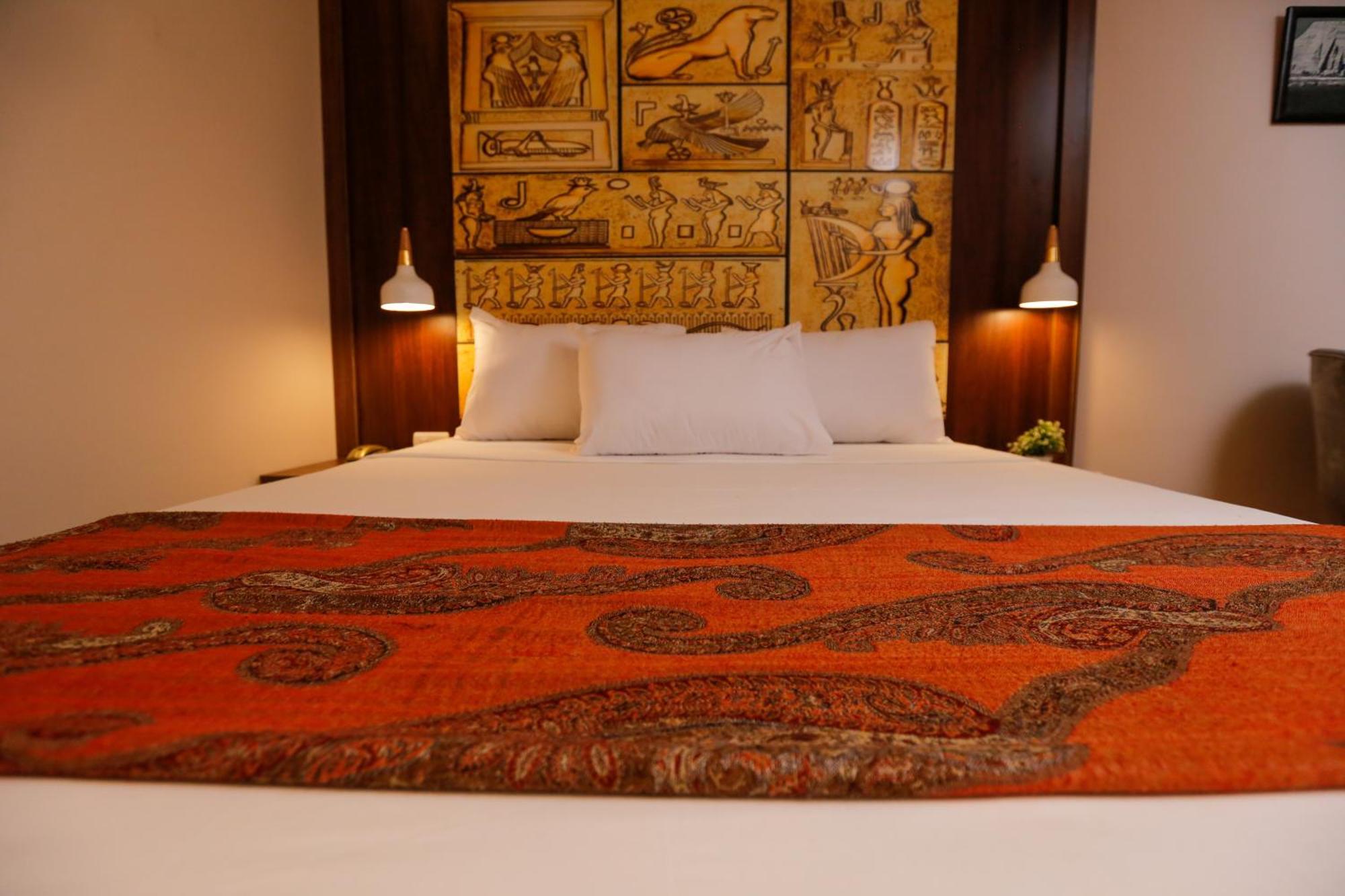 Steps In Pyramids View Hotel Kafret el-Gabal Екстериор снимка